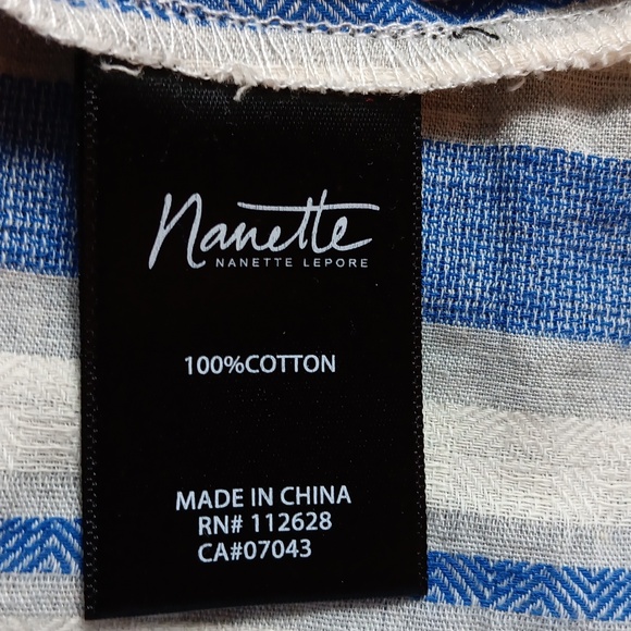 Nanette Lepore striped off shoulder top NWOT - Picture 4 of 4